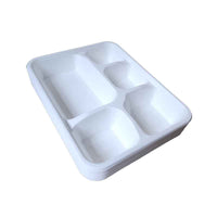 Sugarcane fibre compartment tray for portioned catering meals